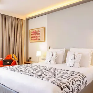 Отель Mercure Centre Prado Velodrome